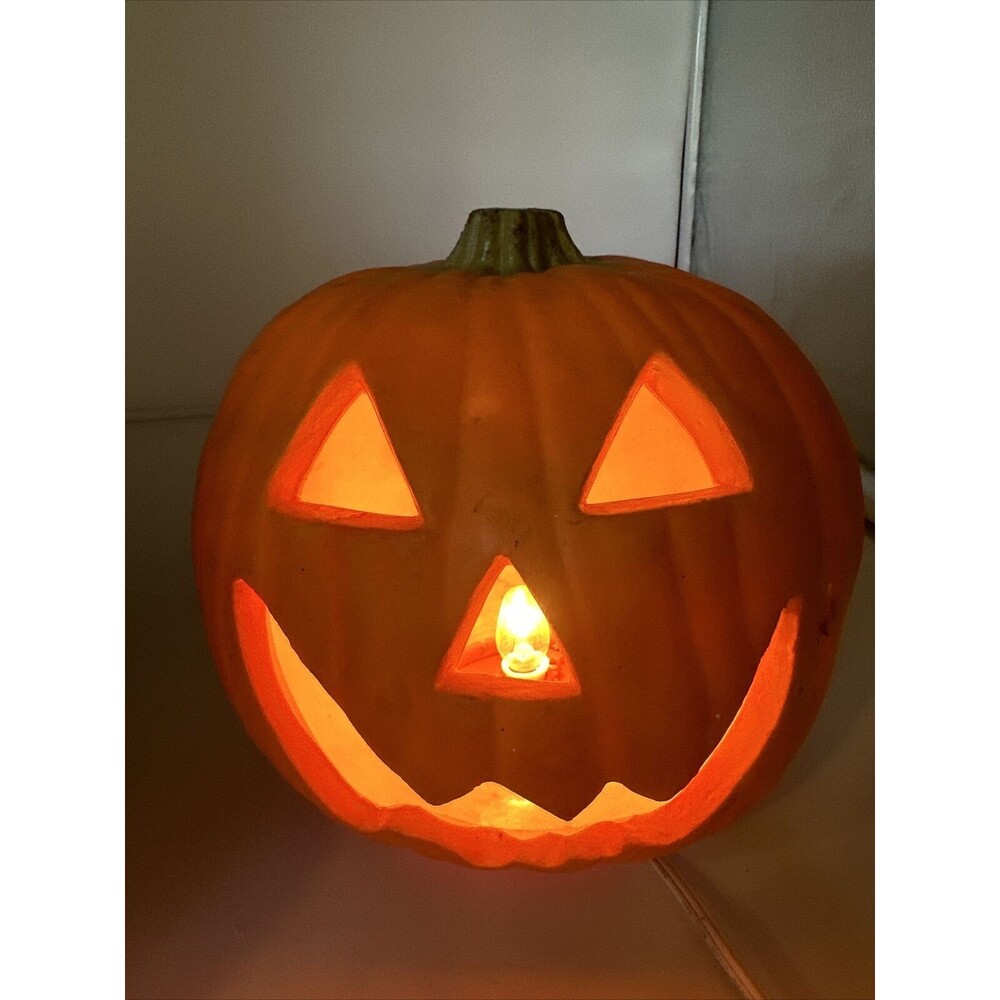 VINTAGE Gemmy Light Up Halloween Foam Blow Mold Lifelike Pumpkin Jack O Lantern